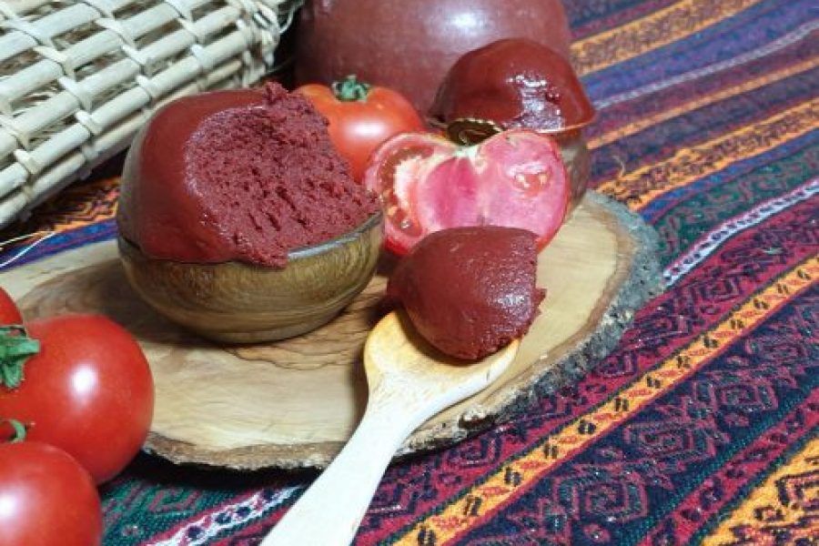 Gün Kurusu Domates Salçası